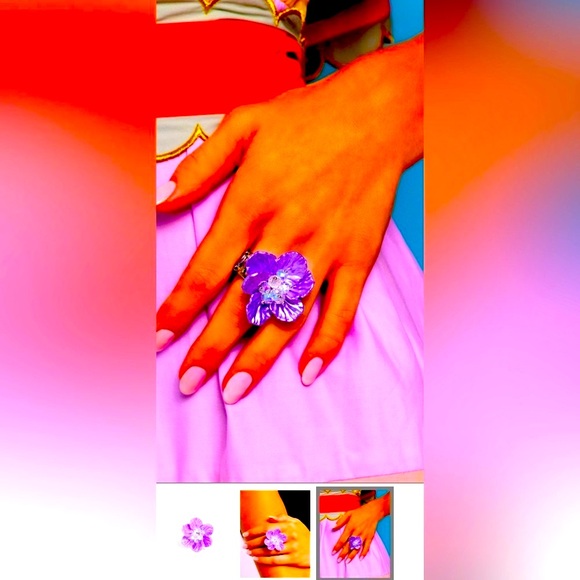 🪻💜🪻 “PETAL PACT” PURPLE RING ~ PAPARAZZI❗️IRIDESCENT ❗️🪻💜🪻 - Picture 7 of 7